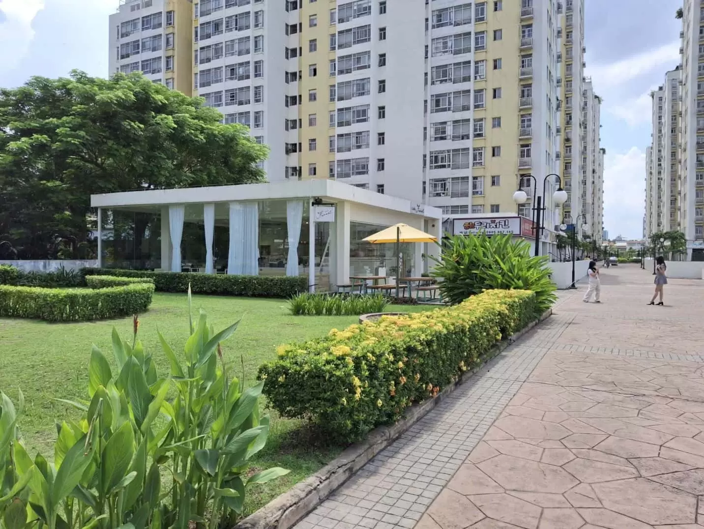 Sky Garden 2 có vườn dạo bộ ở tầng 3