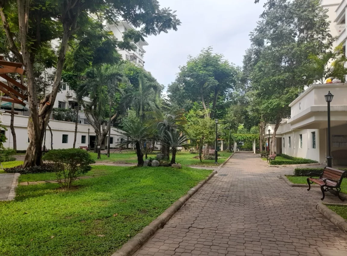 Bên trong nội khu dự án