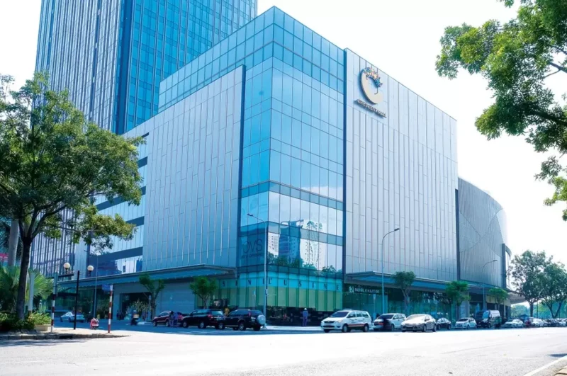 Crescent Mall là trung tâm thương mại tiêu chuẩn quốc tế đầu tiên tại Việt Nam